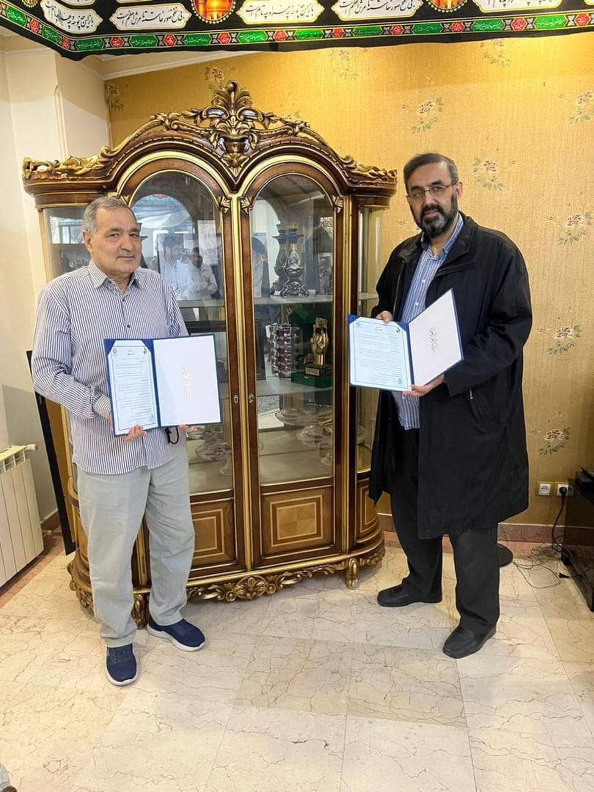 انعقاد تفاهم نامه همکاری مشترک بین موسسه خیریه شهدای غدیر ولایت و بنیاد توسعه کارآفرینی و تعاون استان تهران