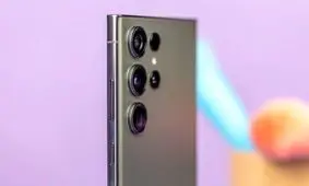 زوم ۱۵۰ برابری را با این تلفن همراه تجربه کنید