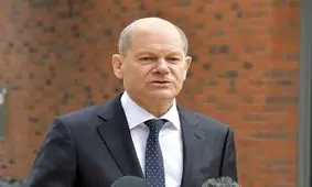 زخمی شدن صدراعظم آلمان هنگام ورزش

