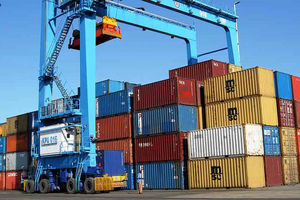  دپوی کالاهای اساسی در گمرک به خاطر مشکلات ارزی