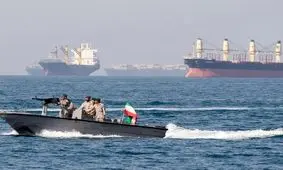 وال استریت ژورنال: ایران همچنان از تنگه هرمز عوارض می گیرد