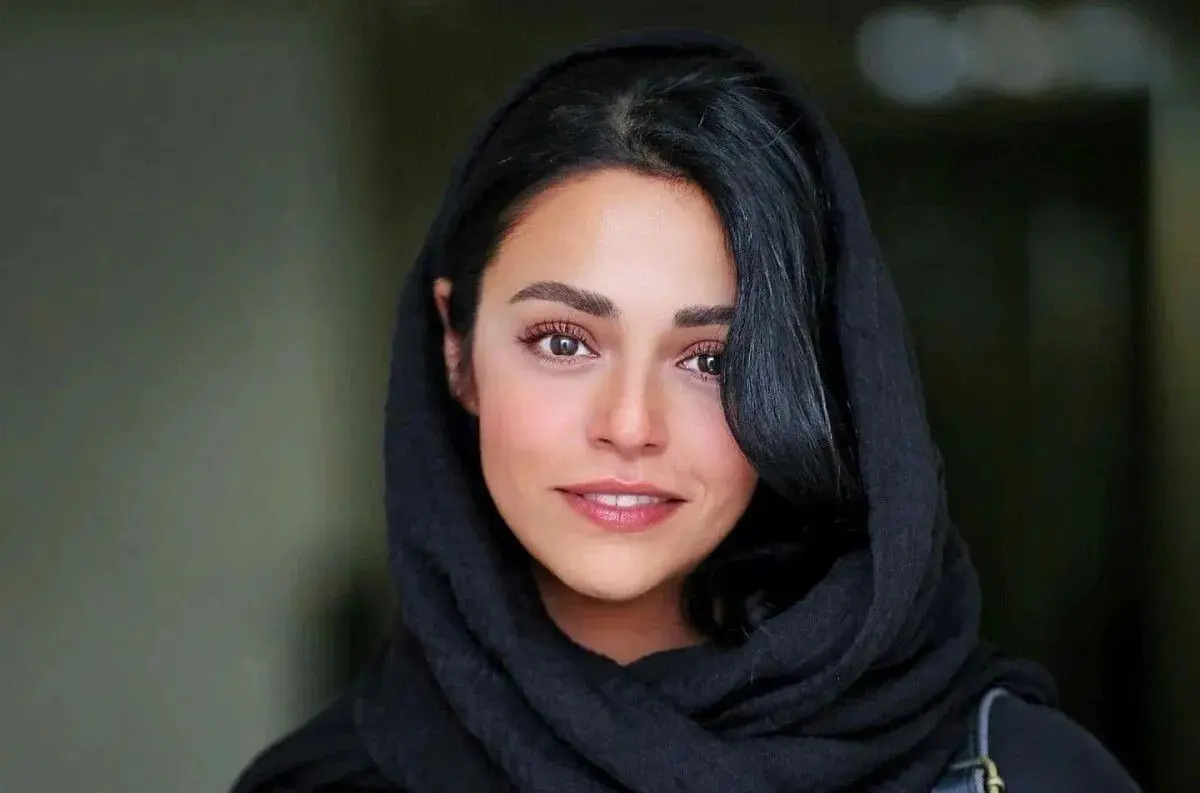 سوگل خلیق هم مجری شد
