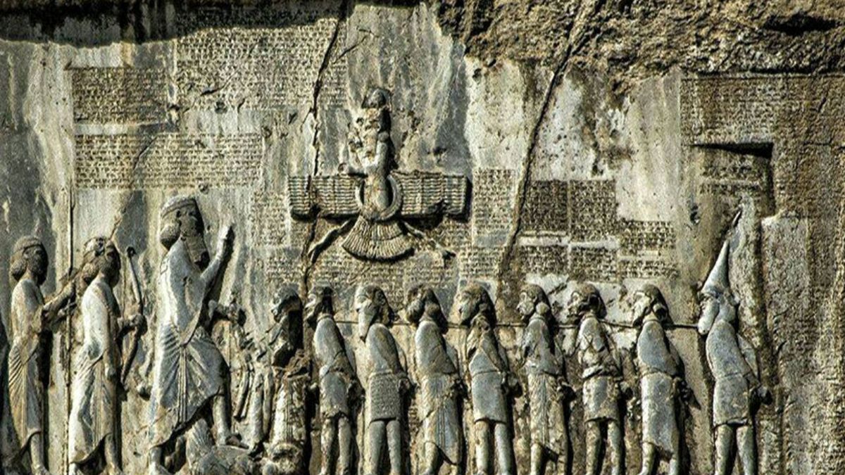 کارمندی در زمان هخامنشیان/ برابری زن و مرد داشتیم وقتی که در دنیا اثری از تمدن نبود!