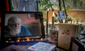 پیکر ابتهاج به ایران رسید