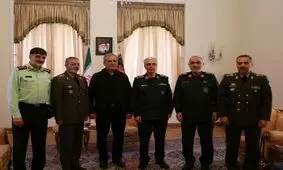 دیدار فرماندهان نظامی و انتظامی با پزشکیان/ رئیس ستاد کل نیرو‌های مسلح: با تمام توان در کنار دولت هستیم/ ویدئو

