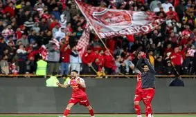 بیانیه بامدادی پرسپولیس در پاسخ به استقلال/ اگر در رویایی مستقیم با ما، اشتباهات داوری نبود، در صدر نبودند