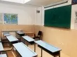 بنر جلوی یک مدرسه دخترانه اشک عابران را درآورد/ عکس