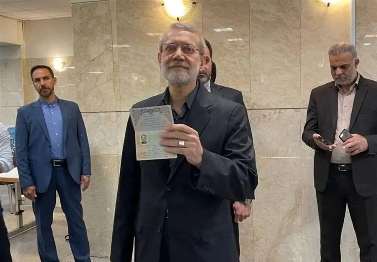 لاریجانی به نتیجه بررسی صلاحیت‌ها واکنش نشان داد؟


