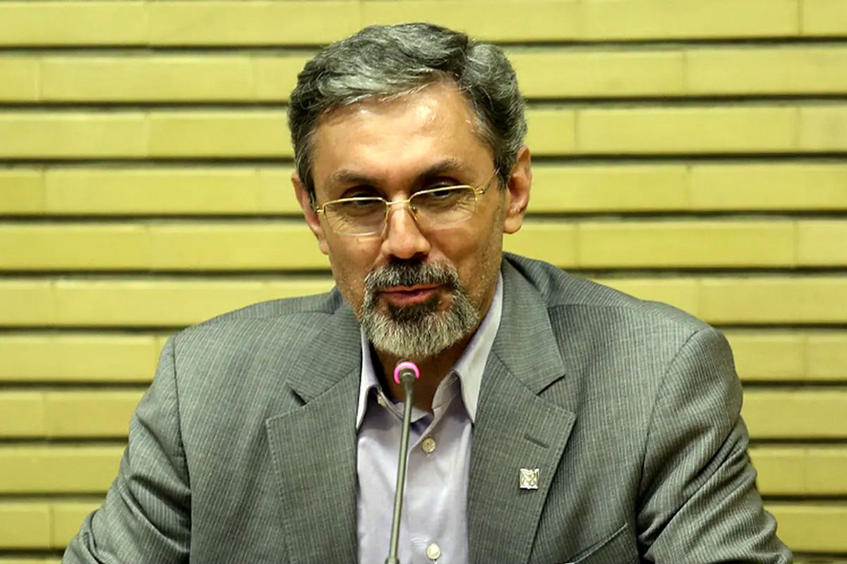 پزشک هندی و بنگلادشی هم دیگر ایران نمیآید/ صندلیهای آزمون دستیاری خالی است/ کسی دوست ندارد پزشک شود/ ویدئو
