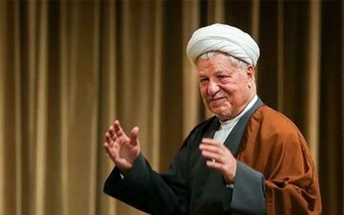 عفت از رفسنجان خبر داد که آیت الله اخوان مرعشی را به تهران آوردند/ لاهوتی آمد درباره سفر احتمالی فائزه به کانادا برای ادامه تحصیل مذاکره کردیم
