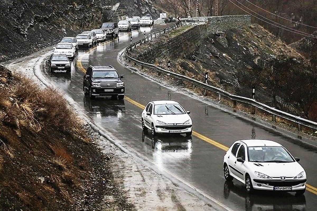 هشدار بارش باران در جادههای ۹ استان؛ مهگرفتگی در ۳ محور منتهی به شمال