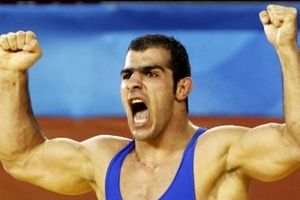 داستان تلخ خودکشی قهرمان کشتی در زندان/ ویدئو