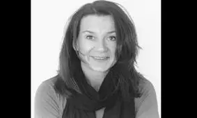 قتل نویسنده پرفروش