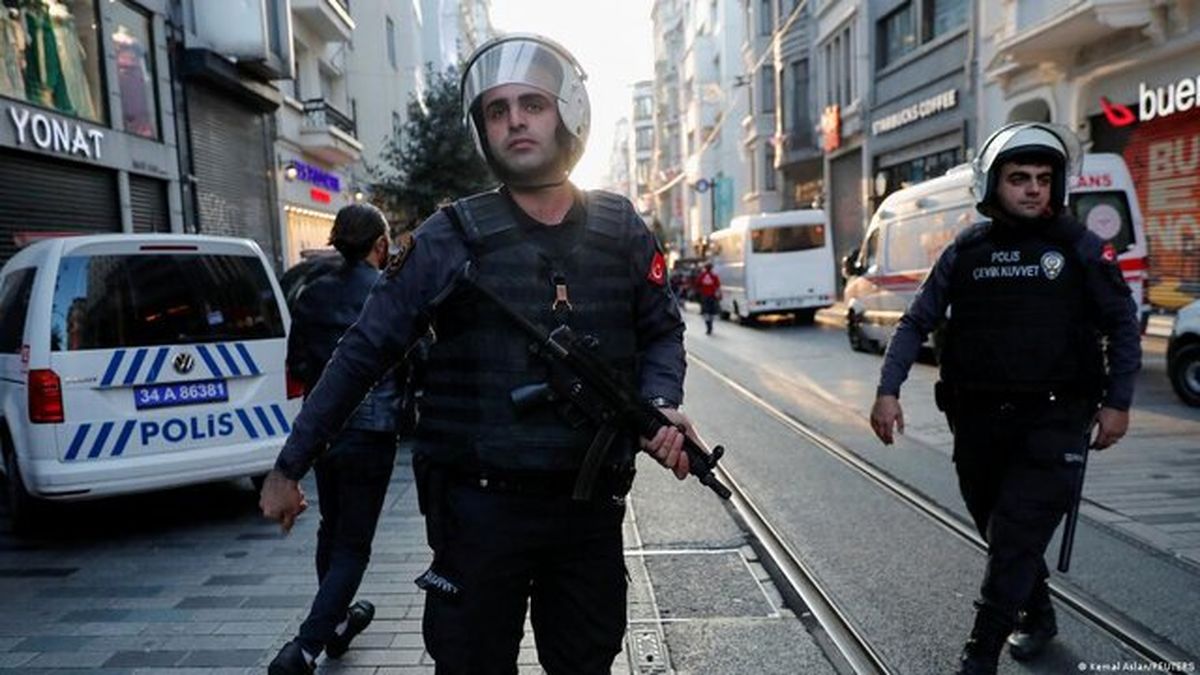زخمی شدن ۸ نیروی پلیس ترکیه در انفجاری در استان دیار بکر