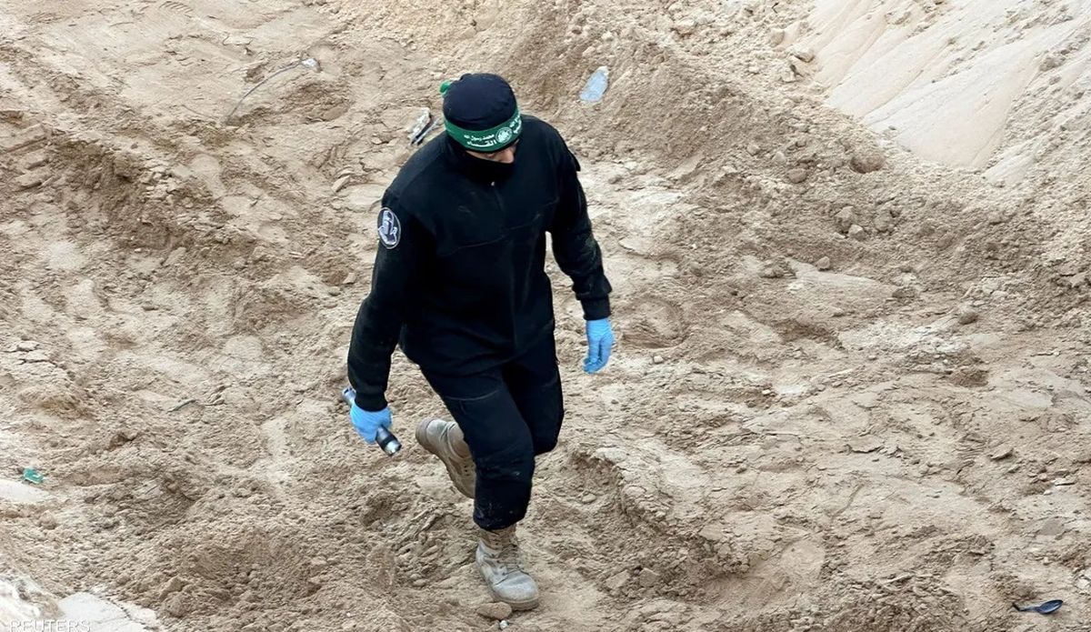 رادیو تلویزیون اسرائیل: نتانیاهو مانع خروج اعضای حماس از «خط زرد» می‌شود

