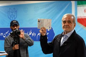 رقابت انتخاباتی عادلانه نیست / چطور ۵ اصولگرا مقابل تنها یک اصلاحطلب قرار گرفتهاند؟