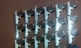 کشف ۳۲ قبضه سلاح کلت کمری در دهلران