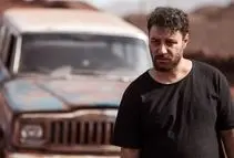 شبی که گنده لات زندان به سراغ جواد عزتی می‌رود/ این سکانس هولناک را ببینید/ ویدئو+18