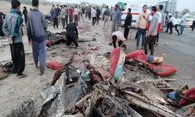 شمار جانباختگان تصادف مینی بوس و تریلی در شوشتر به ۱۵ نفر رسید