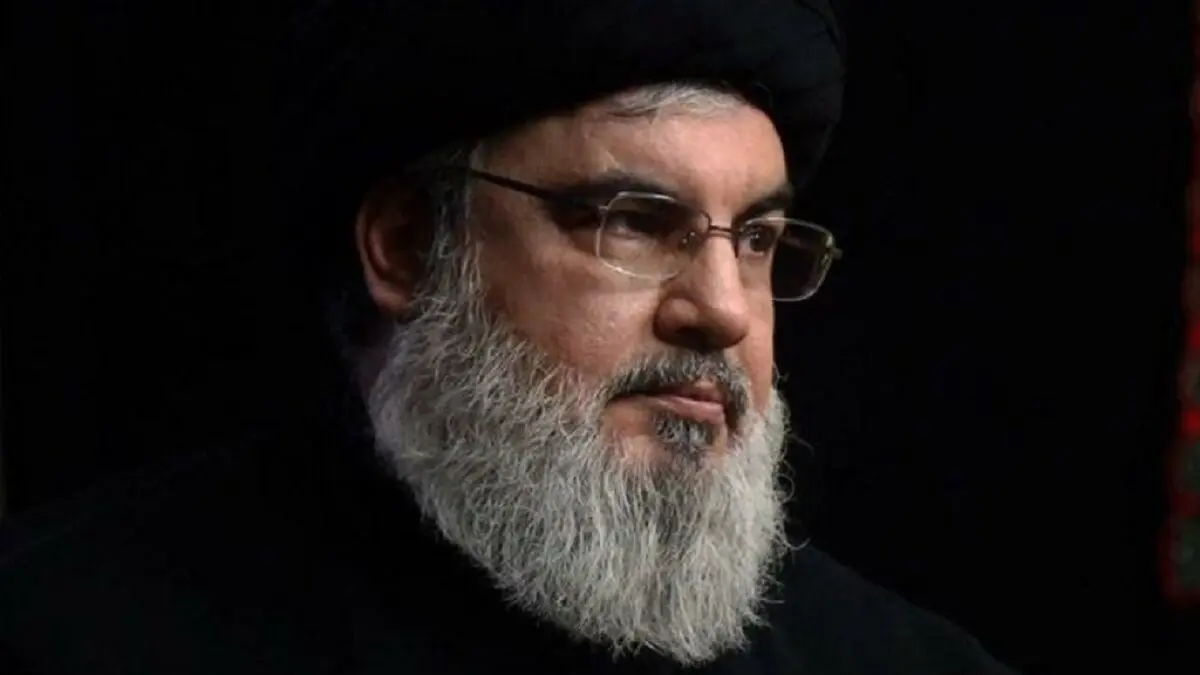 سید حسن نصرالله در کنار مادرش/ عکس