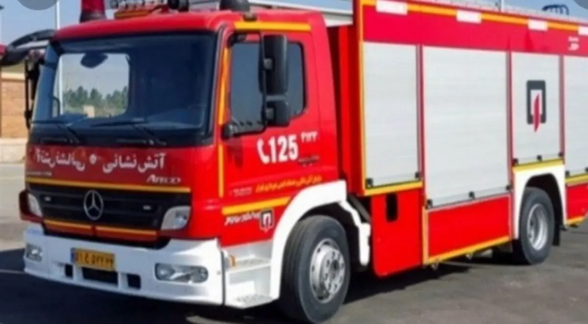 مهار آتش سوزی یک واحد مسکونی در دزفول