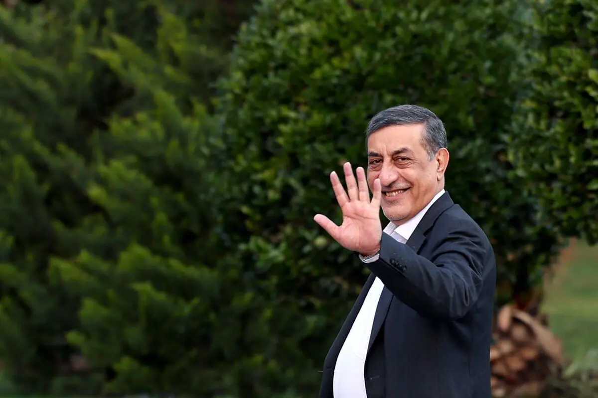 معاون اجرایی پزشکیان: برق و گاز و بنزین باید گران شوند