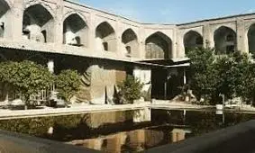 سفر به ایران قدیم؛ کاروانسرای «گمرک شیراز» در دوران ناصرالدین شاه 