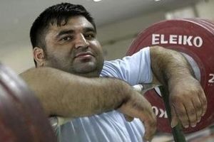 واکنش حسین رضازاده به وضعیت وزنه‌برداری ایران