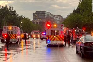 صاعقه در نزدیکی کاخ سفید آمریکا ۴ زخمی برجا گذاشت