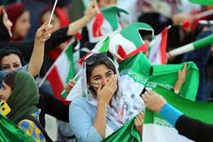 زنان توانستند بلیت ایران-عراق را بخرند؟