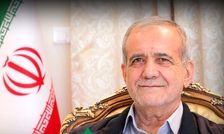  دوچرخه سواری رئیس جمهور در سفر به اصفهان/ ویدئو