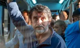 سبیل امین حیایی در اکران مردمی «زیبا صدایم کن» سوژه داغ رسانه ها شد