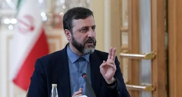 غریب‌آبادی: ایران برای بازگشایی تنگه هرمز تعجیل ندارد؛ اجرای تفاهم با عمان منوط به تعهدات آمریکا است
