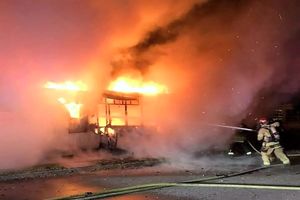 مرگ ۳ کارگر در آتش سوزی کانکس نگهبانی