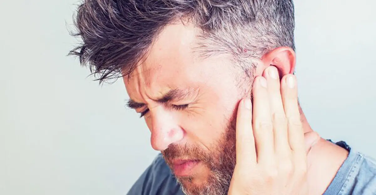 وزوز گوش نشانه چیست و چگونه درمان می شود؟