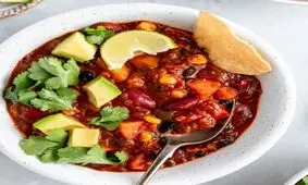 دستور تهیه چیلی سبزیجات؛ غذایی گیاهی و مقوی