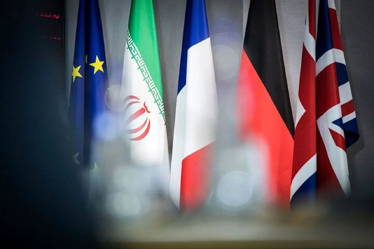 اولین گفتگوهای ایران و اروپا بعد از جنگ ۱۲ روزه / ابهام در تأیید یا رد پیشنهاد تعویق مکانیسم ماشه / غریب آبادی: توافق کردیم رایزنی ها ادامه یابد