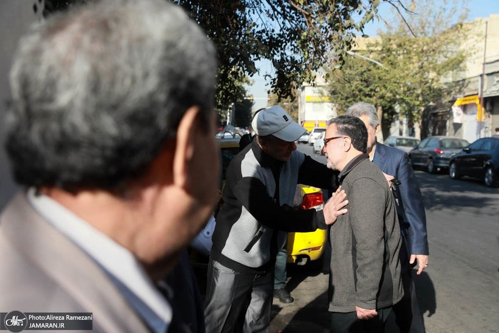 تصاویر: مراسم تشییع برادر سید مصطفی تاجزاده