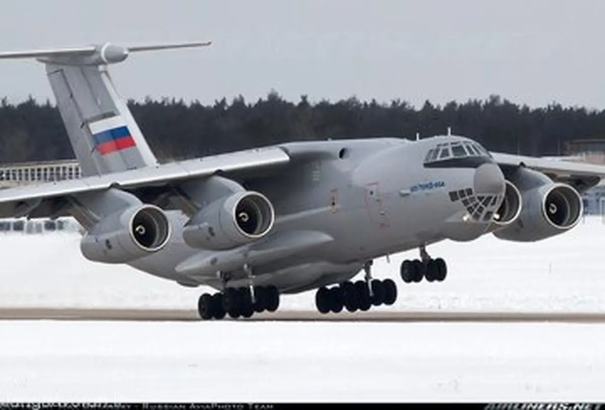 پرواز هواپیماهای فوق سنگین نظامی روسی در آسمان ایران چه پیامی دارد؟