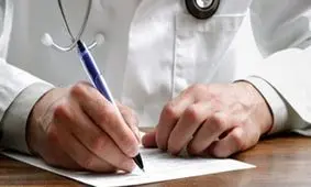 ۳۰ پزشک ایرانی برای مداوای مجانی بیماران در مناطق محروم عراق حضور یافتند

