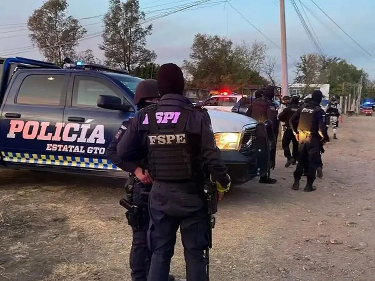 جان‌باختن ۱۱ تن در حمله مسلحانه در زمین فوتبالی در مکزیک 

