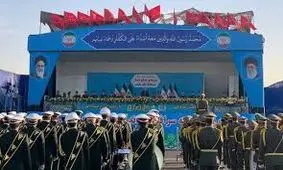 وضعیت خطرناک عکاسان و خبرنگاران در مراسم امروز رژه نیروهای مسلح/ عکس