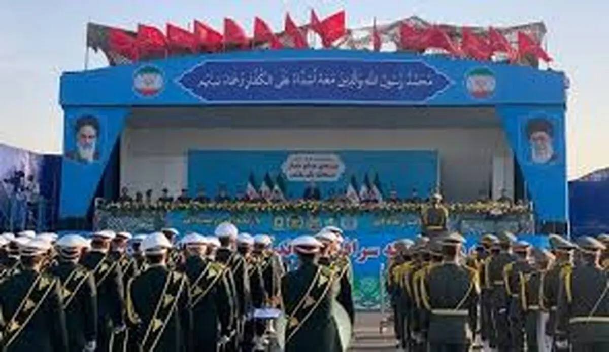 وضعیت خطرناک عکاسان و خبرنگاران در مراسم امروز رژه نیروهای مسلح/ عکس