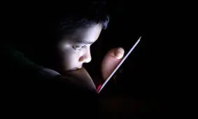 از چالش خطرناک «نهنگ آبی» تا «عقاب خونی»