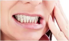 اشتباهاتی که دندان های شما را زرد می‌کند