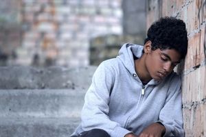 نتیجه یک بررسی: سلامت روان نسل جوان در همه‌جای دنیا در حال بدتر شدن است