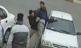 ضرب و شتم یک شهروند به دست عوامل شهرداری شاهرود؟/ ویدئو
