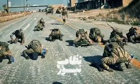 تصویر جالبی از سجده شکر نیروهای ارتش سوریه در سویدا 