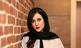سفر در زمان؛ ژست خاص «پریناز ایزدیار» در کنار «حسن معجونی» در فیلم «خوک» 