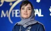 سفر در زمان؛ «میترا حجار» با لباس نظامی روی صحنه تئاتر؛ سال 98
